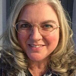 Meet your Posher, Michele